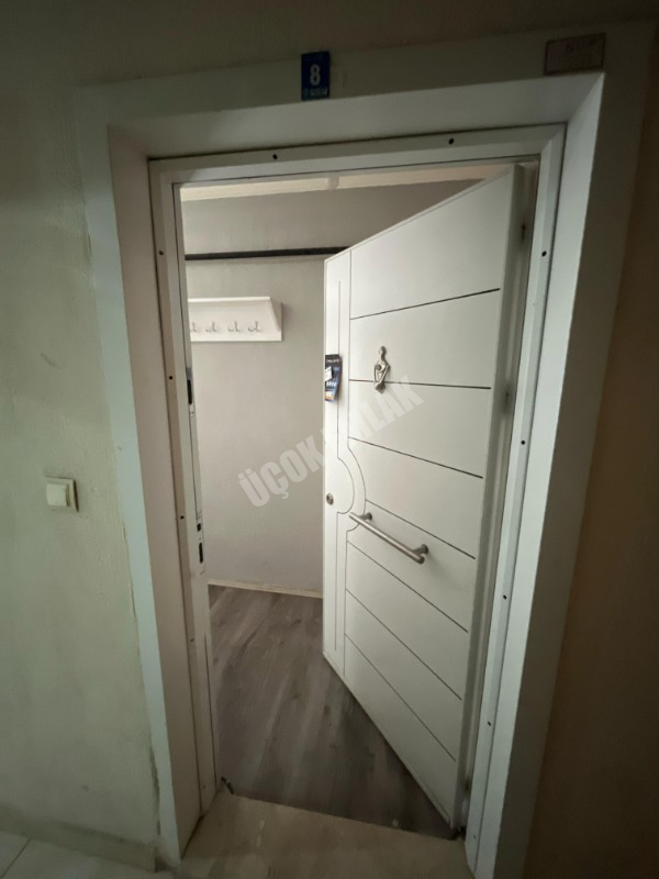 AFYON ÜÇOK EMLAKTAN ERENLER MAH 1+1 SATILIK DAİRE 