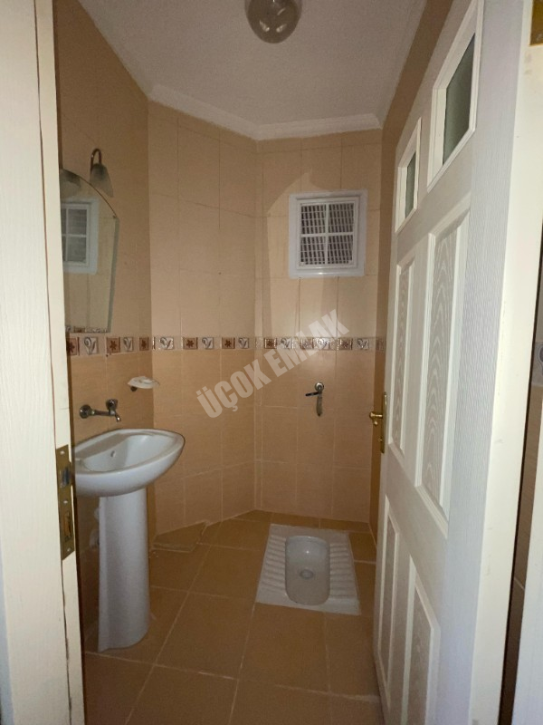 AFYON ÜÇOK EMLAKTAN KANLICA MAH. KİRALIK 3+1 DAİRE