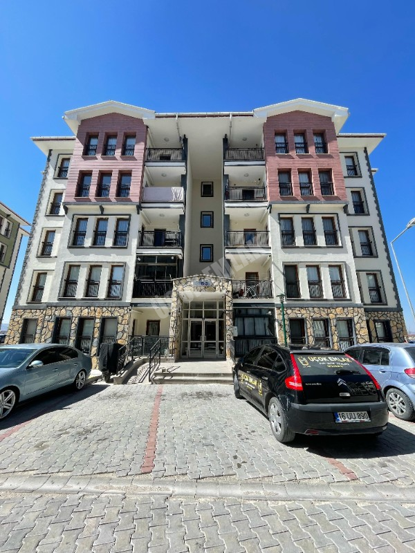 AFYON ÜÇOK EMLAKTAN ÇETİNKAYA TOKİ DE SATILIK 2+1 ARAKAT SIFIR AYARINDA DAİRE