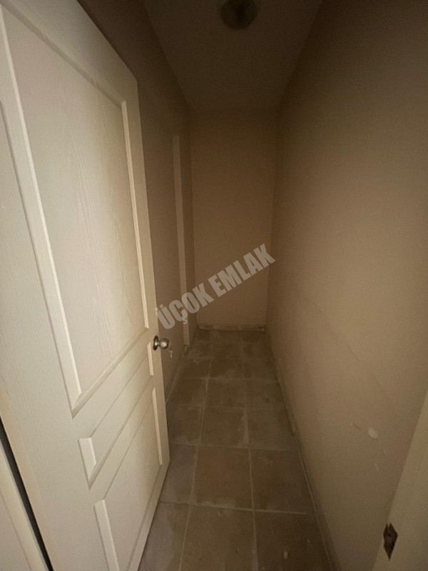 AFYON ÜÇOK EMLAKTAN DÖRTYOL MAH İNAZ DEPREM EVLERİNDE SATILIK 2+1 DAİRE