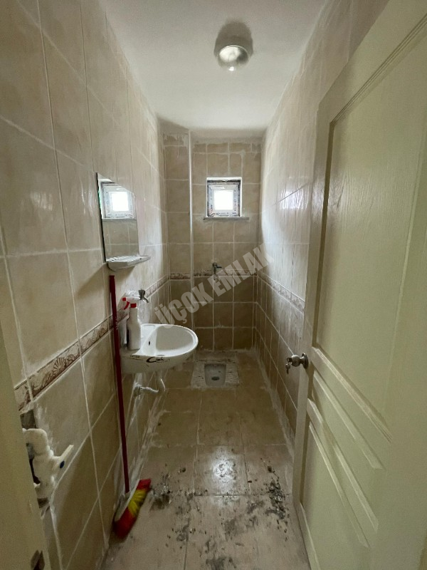 AFYON ÜÇOK EMLAKTAN DÖRTYOL MAH İNAZ DEPREM EVLERİNDE SATILIK 2+1 DAİRE