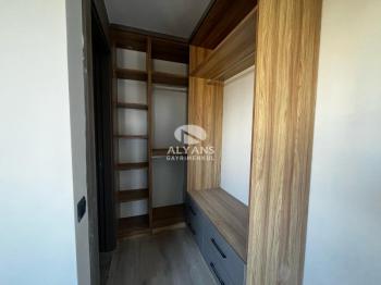 ALYANS'TAN CEPHELERİ AÇIK, BAĞIMSIZ MUTFAK, SIFIR CAZİP DAİRE !!