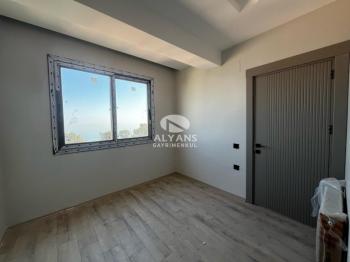 ALYANS'TAN MERKEZİ KONUMDA DENİZE SIFIR LEB-İ DERYA CAZİP 1+1