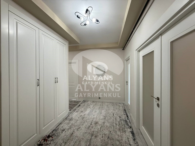 ALYANS'TAN AÇIK CEPHE MASRAFSIZ GENİŞ PEYZAJLI SİTE İÇİ LÜKS 4+1