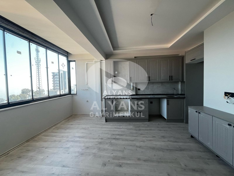 ALYANS'TAN MERKEZİ KONUMDA DENİZE SIFIR LEB-İ DERYA CAZİP 1+1