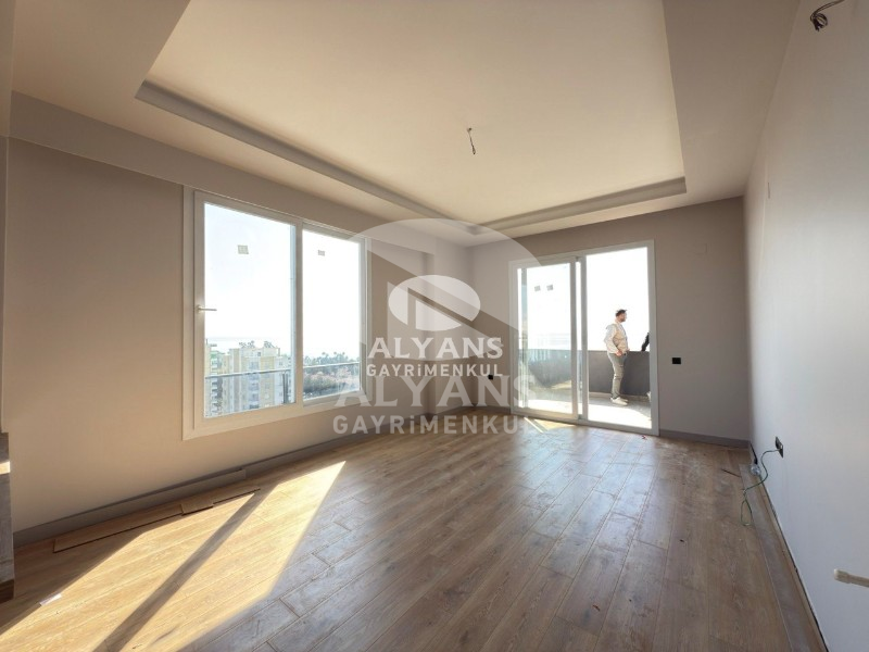 ALYANS'TAN KUSURSUZ İŞÇİLİĞİ VE EŞSİZ MANZARASIYLA LÜKS 2+1
