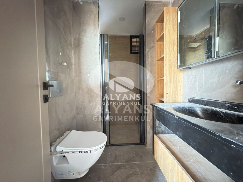 ALYANS'TAN KUSURSUZ İŞÇİLİĞİ VE EŞSİZ MANZARASIYLA LÜKS 2+1