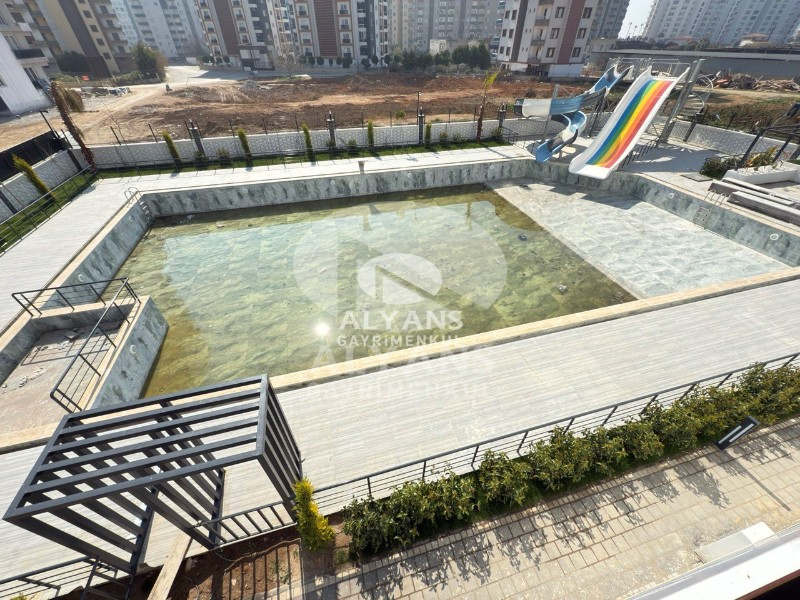 ALYANS'TAN TEK BLOK DENİZE 200 M MESAFEDE AQUPARKLI LÜKS 1+1