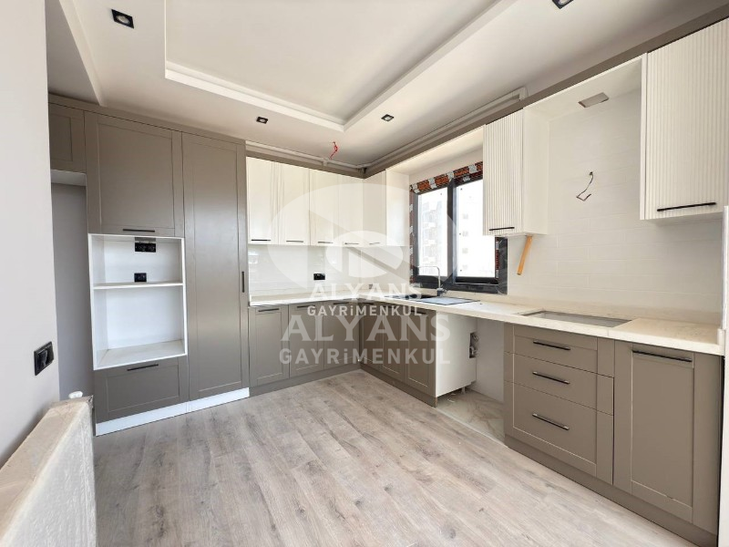 ALYANS'TAN YATIRIM DEĞERİ YÜKSEK FULL SOSYAL ALANLI 3+1