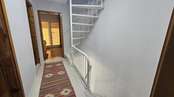 Antre Emlak'tan Satılık Çeşme Dalyan'da Denize Sıfır Tripleks 4+1 Villa