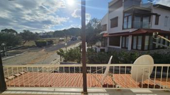 Antre Emlak'tan Satılık Çeşme Dalyan'da Denize Sıfır Tripleks 4+1 Villa