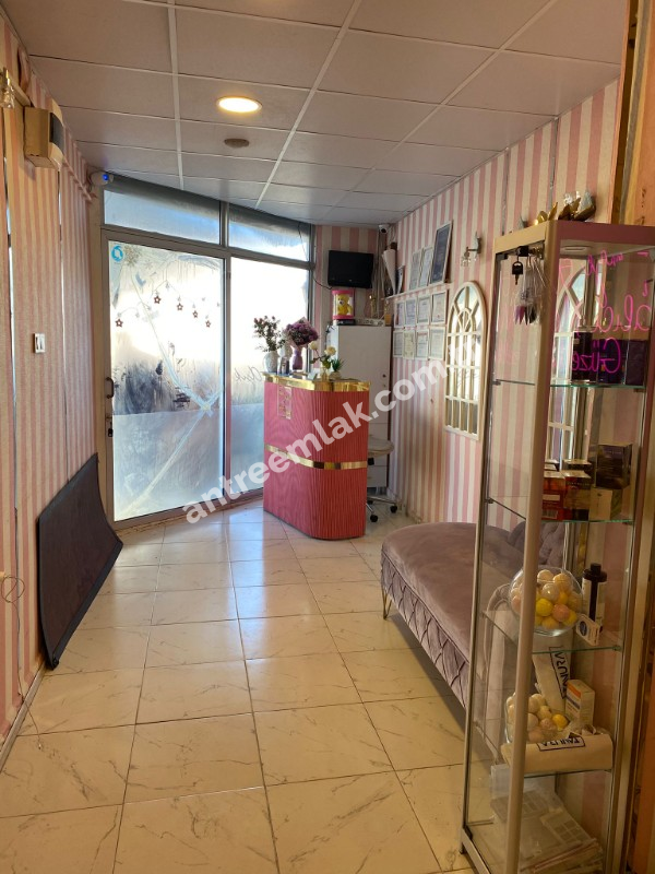 AntrenEmlak'tan Satılık Bozyaka Hastanesi Karşısı Eskiizmir Caddesi Yanı 50 M2  Dükkan