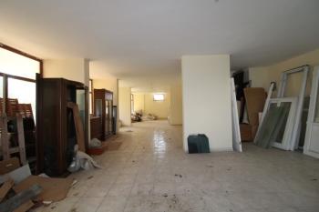 ASLAN'DAN CEVAT KUTLU CADDESİ ÜZERİ SATILIK 100 M2 DÜKKAN
