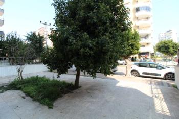 ASLAN'DAN CEVAT KUTLU CADDESİ ÜZERİ SATILIK 100 M2 DÜKKAN
