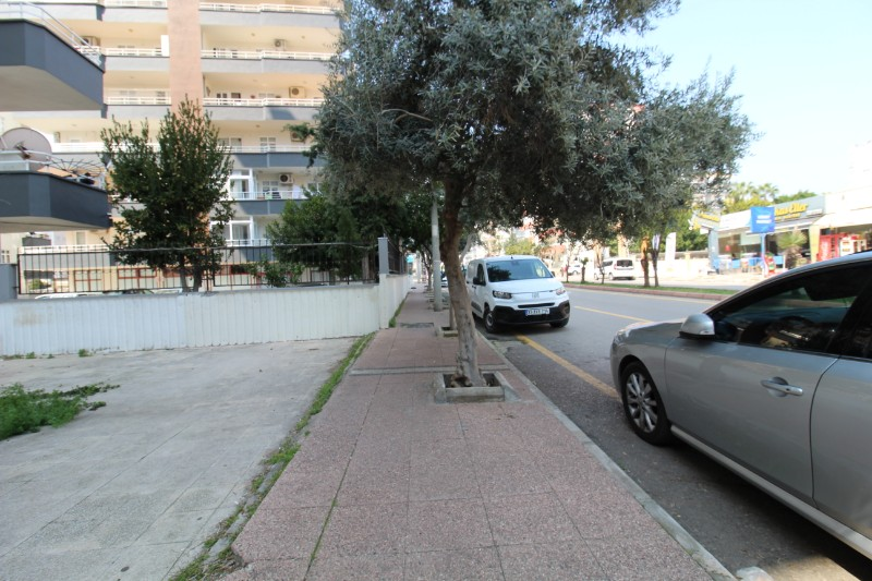 ASLAN'DAN CEVAT KUTLU CADDESİ ÜZERİ SATILIK 100 M2 DÜKKAN