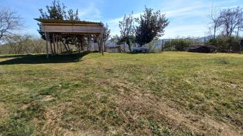 BEŞİKDÜZÜ VARDALLI'DA SATILIK 8.200 M2 BAHÇE