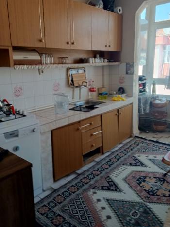  Gönen Merkezde Köşe Konumlu 3+1 Fırsat Dairesi! Ön Cephe, Karanlık Oda Yok!
