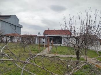 Satılık Müstakil Ev - Balıkesir Gönen Gökçesu Mahallesi'nde 750 m2 Arsa Üzerinde Yatırıma Değer Fırsat