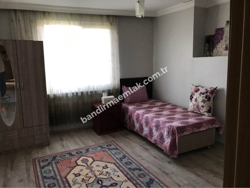 Balıkesir Gönen'de Müstakil Bahçeli 3+1 Verandalı Sakin Huzurlu Köy Evi