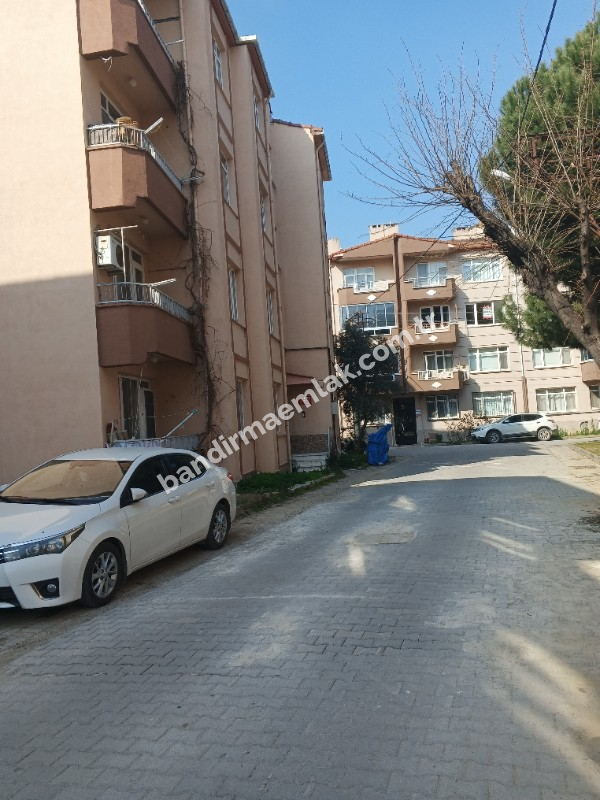  Gönen Merkezde Köşe Konumlu 3+1 Fırsat Dairesi! Ön Cephe, Karanlık Oda Yok!