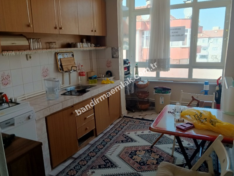  Gönen Merkezde Köşe Konumlu 3+1 Fırsat Dairesi! Ön Cephe, Karanlık Oda Yok!