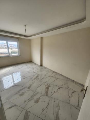 ALANYA MAHMUTLAR SARIHASANLI CADDESİ 2+1 BOŞ 90M2 KUZEY CEPHE 13.000TL