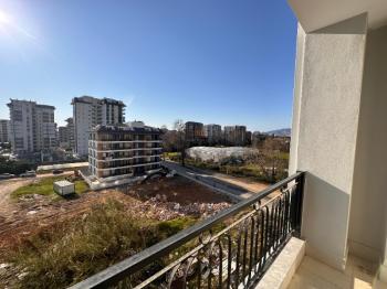 ALANYA MAHMUTLAR HİLL RESİDENCE 1+1 BOŞ DAİRE 50M2 GÜNEY DOĞU CEPHE 10.000TL