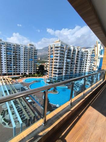 ALANYA MAHMUTLAR AZURA PARK KİRALIK EŞYALI 1+1