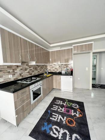 Alanya Mahmutlar Mahallesi 2+1 Eşyalı Kiralık Daire 