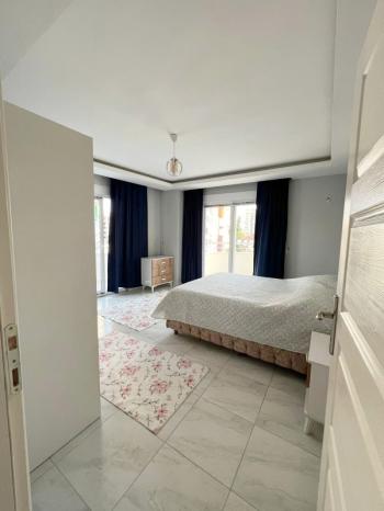 Alanya Mahmutlar Mahallesi 2+1 Eşyalı Kiralık Daire 