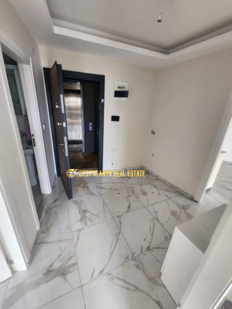 ALANYA MAHMUTLAR SARIHASANLI CADDESİ 2+1 BOŞ 90M2 KUZEY CEPHE 13.000TL