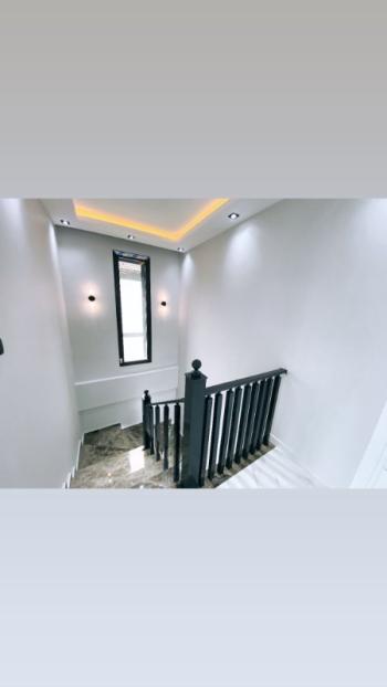 Satılık Efeler Mahallesin de Ak Deniz Sitesi Mevkiin 3+1 Ayrı Mutfak Havuzlu Otoparklı Bahçeli EK-1268