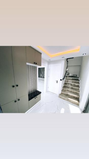 Satılık Efeler Mahallesin de Ak Deniz Sitesi Mevkiin 3+1 Ayrı Mutfak Havuzlu Otoparklı Bahçeli EK-1268