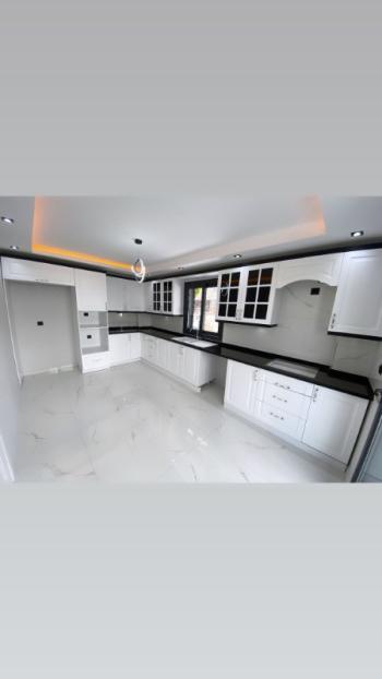 Satılık Efeler Mahallesin de Ak Deniz Sitesi Mevkiin 3+1 Ayrı Mutfak Havuzlu Otoparklı Bahçeli EK-1268