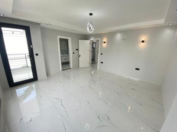 Satılık Efeler Mahallesin de Ak Deniz Sitesi Mevkiin 3+1 Ayrı Mutfak Havuzlu Otoparklı Bahçeli EK-1268