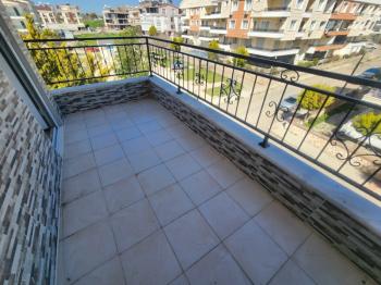 EFELER  MAHALLESİN DE ALIŞVERİŞ MERKEZİNE YAKIN 3+1 AYRI MUTFAK KATTA DUBLEKS DAİRE ( ek: 1271 )