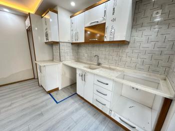 EFELER MAHALLESİN DE KÖŞE BAŞI SIFIR YAPI 1+1 SAILIK DAİRE  ( EK : 1274)