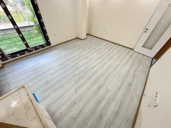 EFELER MAHALLESİN DE KÖŞE BAŞI SIFIR YAPI 1+1 SAILIK DAİRE  ( EK : 1274)