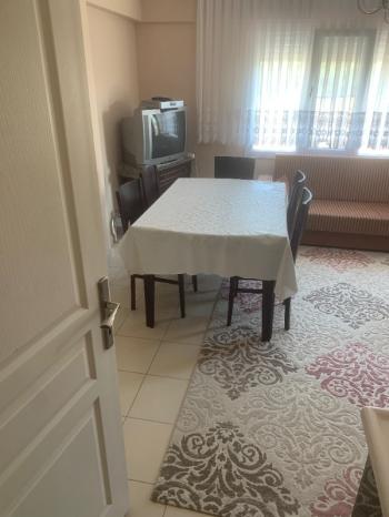 Altınkum mh. denize yakın 2+1 orta kat ön cephe Eşyalı Arakat Daire ! EK -1300