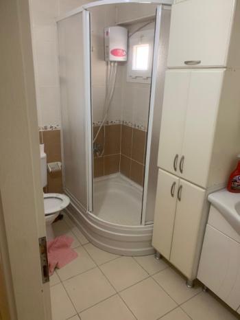 Altınkum mh. denize yakın 2+1 orta kat ön cephe Eşyalı Arakat Daire ! EK -1300