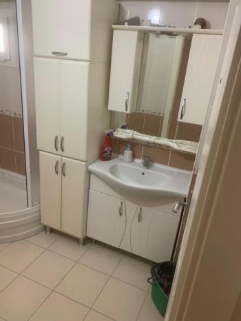 Altınkum mh. denize yakın 2+1 orta kat ön cephe Eşyalı Arakat Daire ! EK -1300