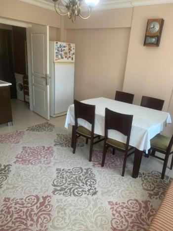 Altınkum mh. denize yakın 2+1 orta kat ön cephe Eşyalı Arakat Daire ! EK -1300