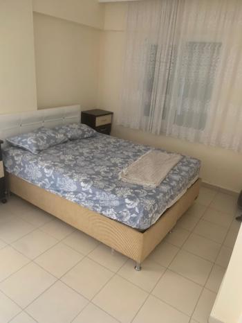 Altınkum mh. denize yakın 2+1 orta kat ön cephe Eşyalı Arakat Daire ! EK -1300
