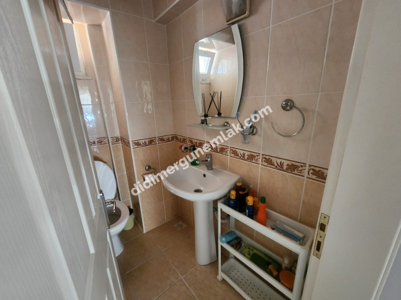 EFELER  MAHALLESİN DE ALIŞVERİŞ MERKEZİNE YAKIN 3+1 AYRI MUTFAK KATTA DUBLEKS DAİRE ( ek: 1271 )