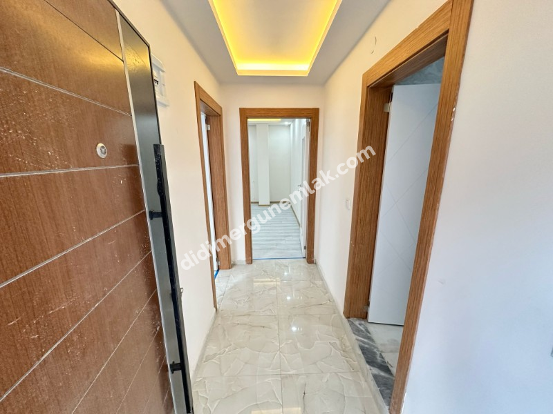 EFELER MAHALLESİN DE KÖŞE BAŞI SIFIR YAPI 1+1 SAILIK DAİRE  ( EK : 1274)