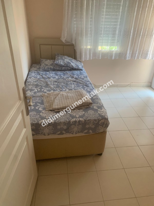 Altınkum mh. denize yakın 2+1 orta kat ön cephe Eşyalı Arakat Daire ! EK -1300