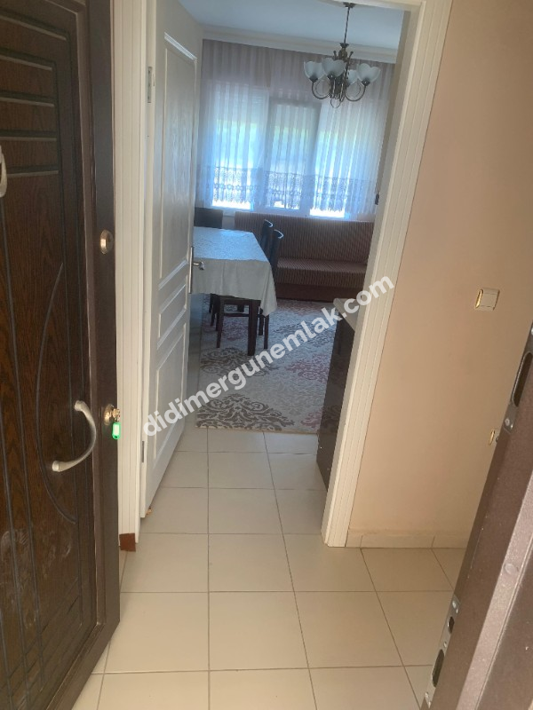 Altınkum mh. denize yakın 2+1 orta kat ön cephe Eşyalı Arakat Daire ! EK -1300