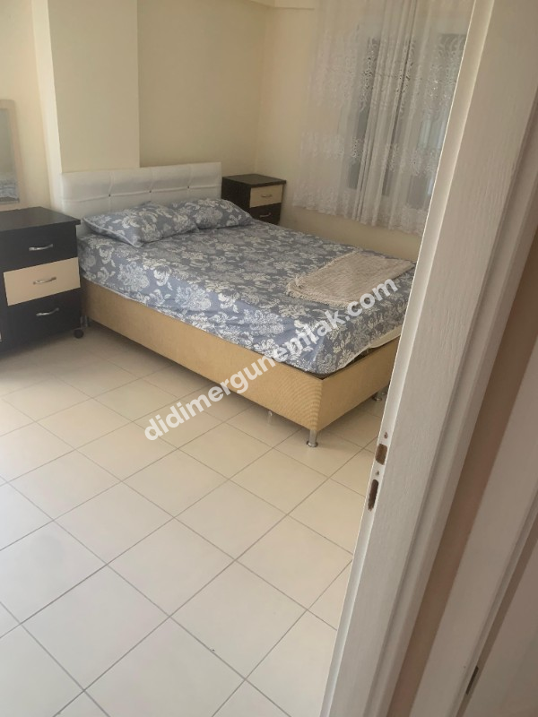 Altınkum mh. denize yakın 2+1 orta kat ön cephe Eşyalı Arakat Daire ! EK -1300