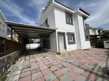 Girne Boğaz Bölgesinde Satılık 3+1 VİLLA 