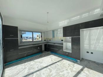 Girne Lapta Bölgesinde Satılık SIFIR HAVUZLU 3+1 VİLLALAR